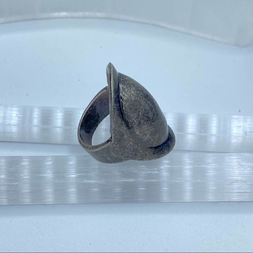 Ruthenium Brass Art Deco Dome Ring - Picture 4 of 8